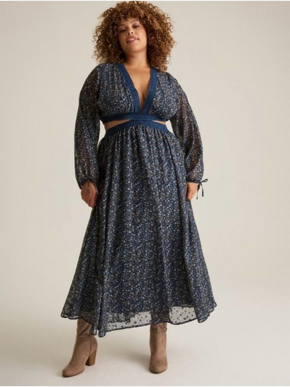 Torrid Festi Cutout Maxi Dress - Size 1X - NWT!
